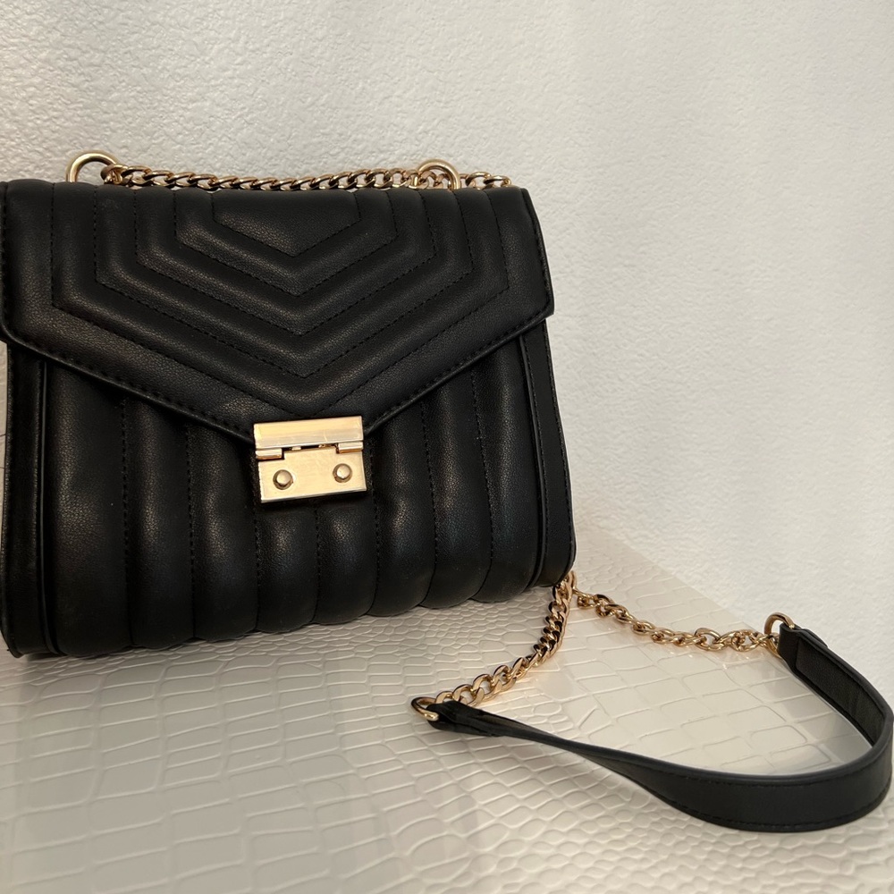 Black crossbody bag